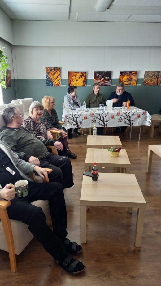 Tuomarityöskentelyn seuraamista